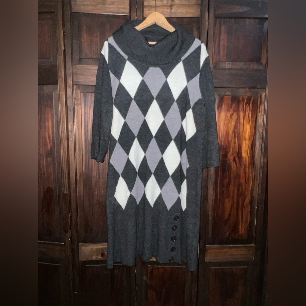 Sandra Darren Charcoal and‎ Light Gray Argyle Dress